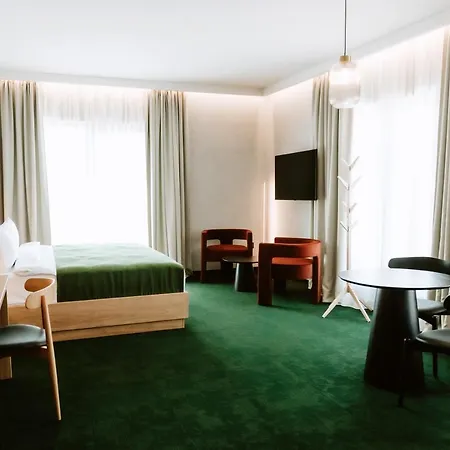 Septembar 4* ポドゴリツァ