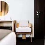 Septembar 4*