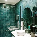 Septembar Hotel 4*