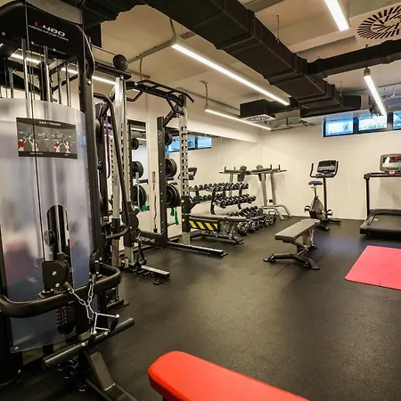 Septembar ホテル 4*